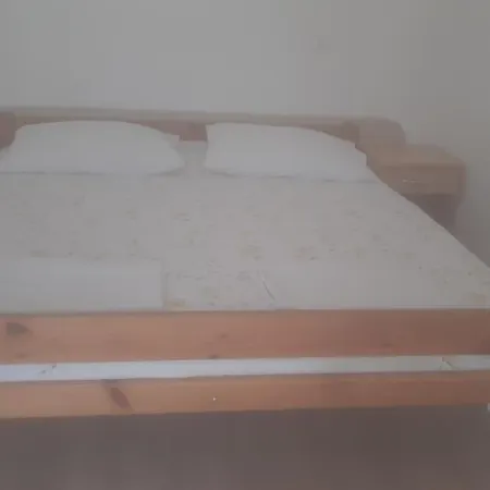 Basil And Guest house 3*