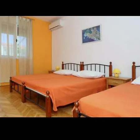 Basil And 3* Betina (Sibenik-Knin)