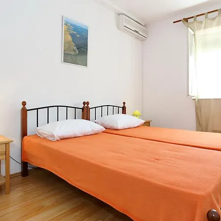 Basil And Guest house Betina (Sibenik-Knin)