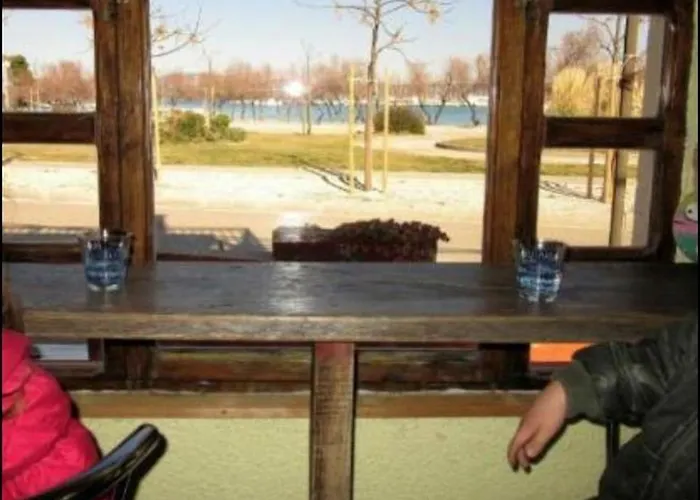 בית הארחה Basil And בטינה