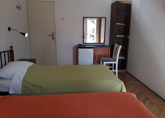 בית הארחה Basil And בטינה